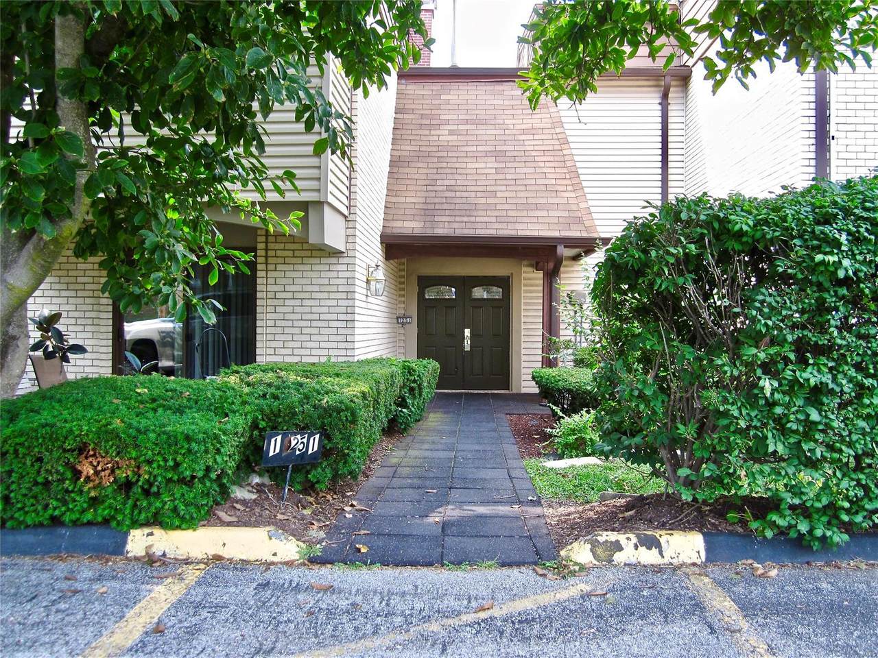 1251 Guelbreth Lane - Photo 1