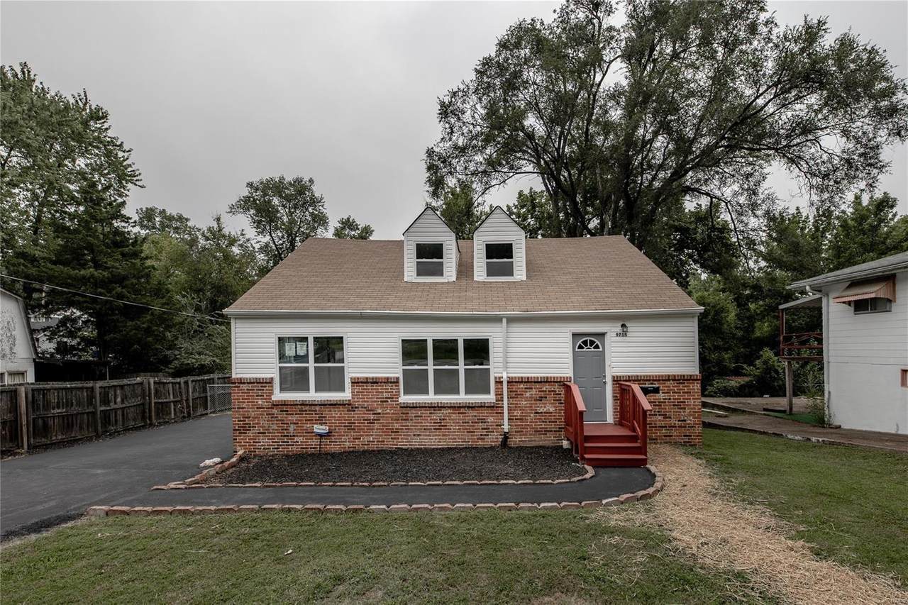 9715 Foster Avenue - Photo 1