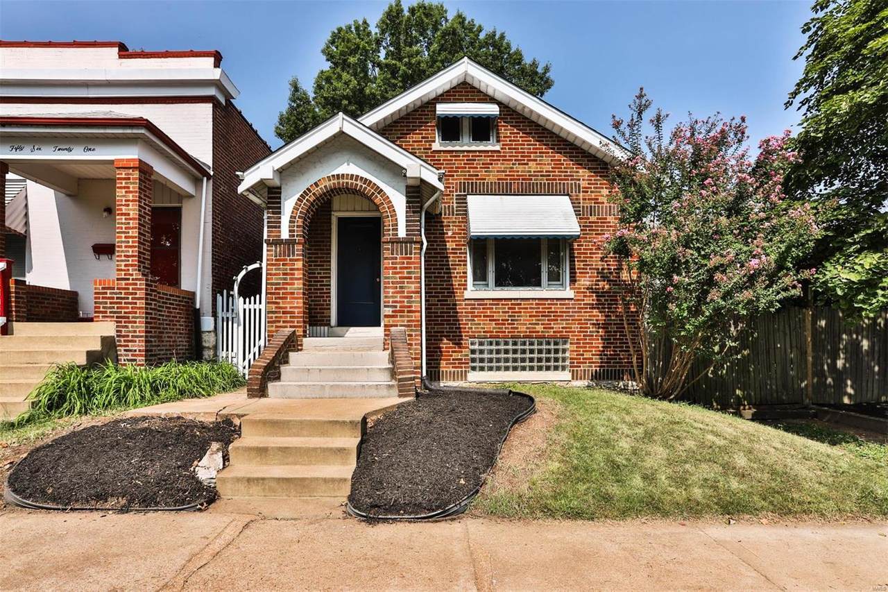5619 Southwest Avenue - Photo 1