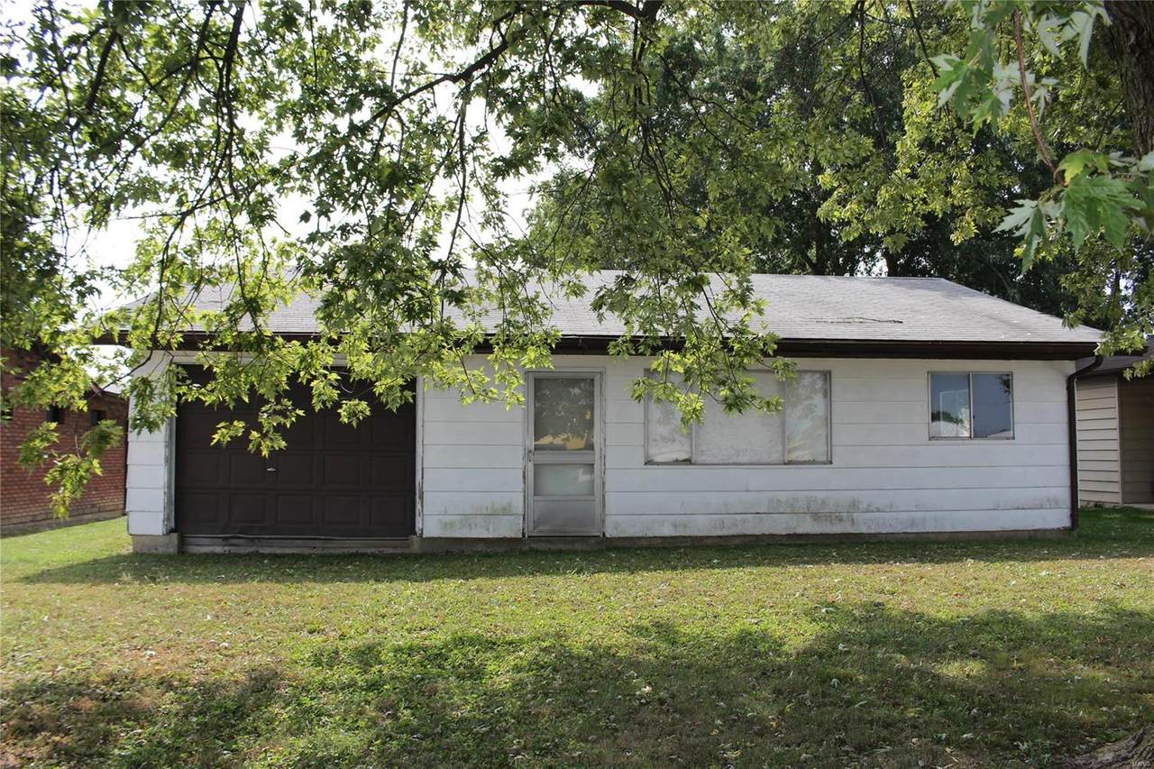 320 Madison Street - Photo 1