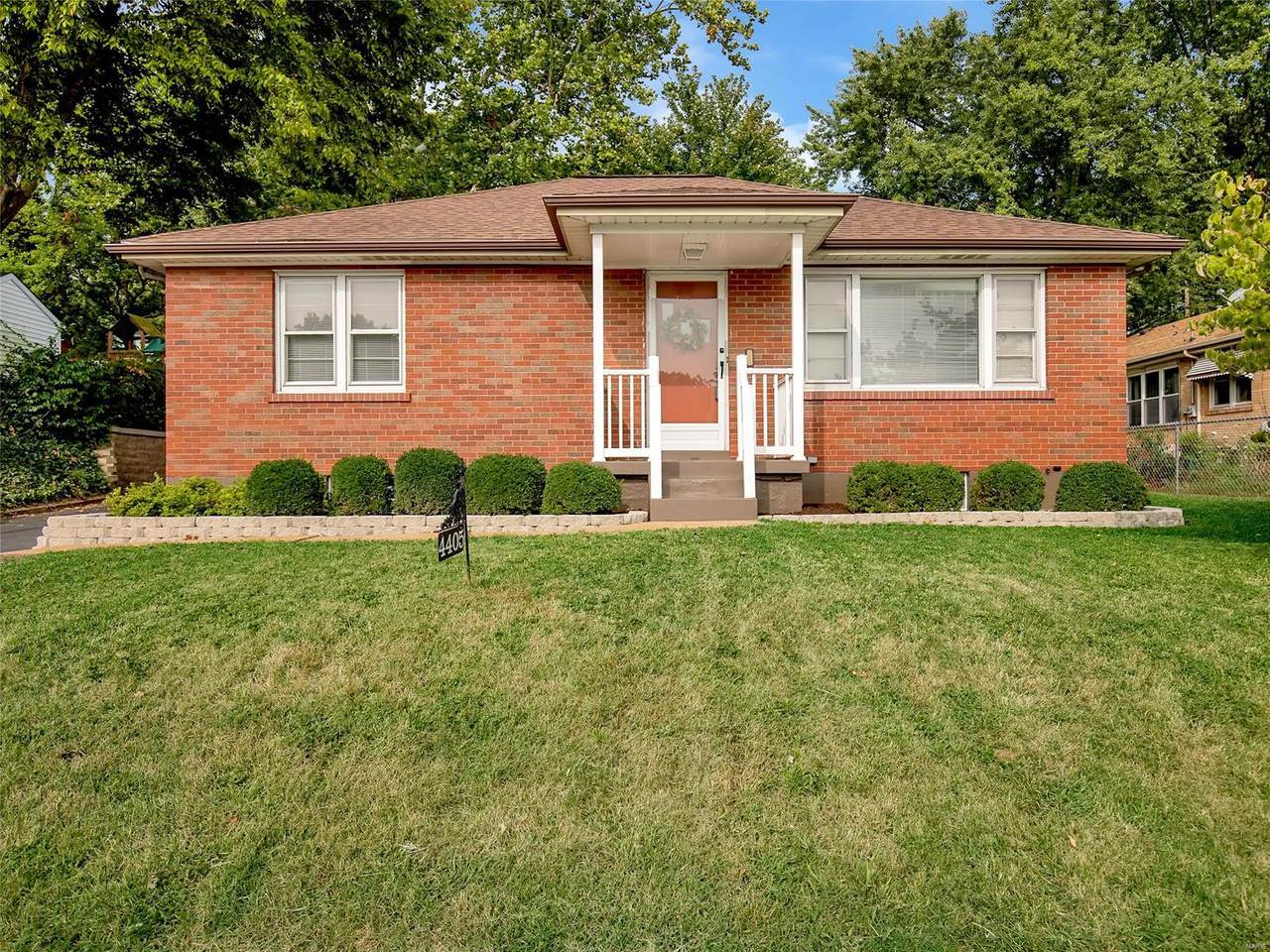 4405 Shrewsbury Avenue - Photo 1