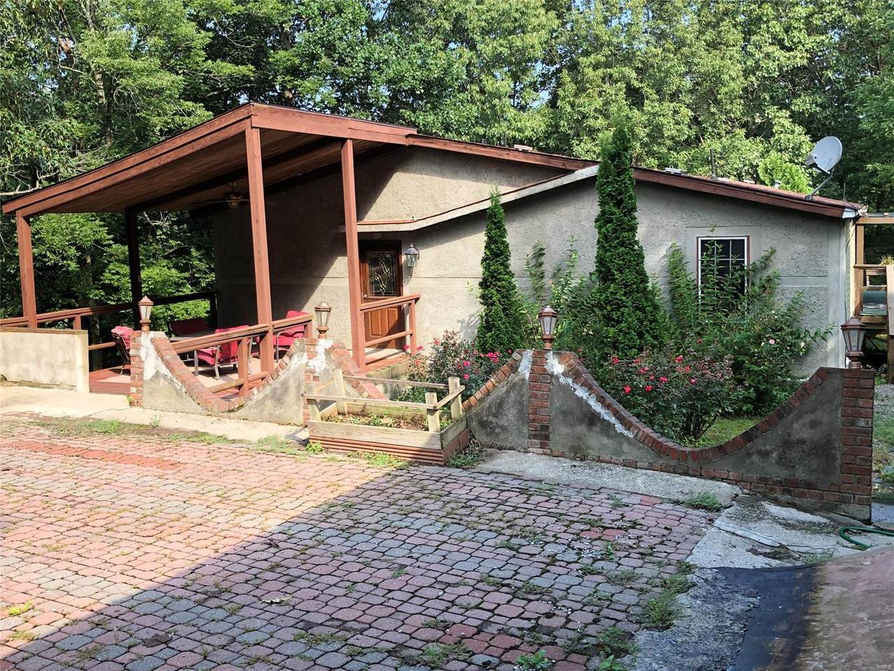 130 Casper Street - Photo 1