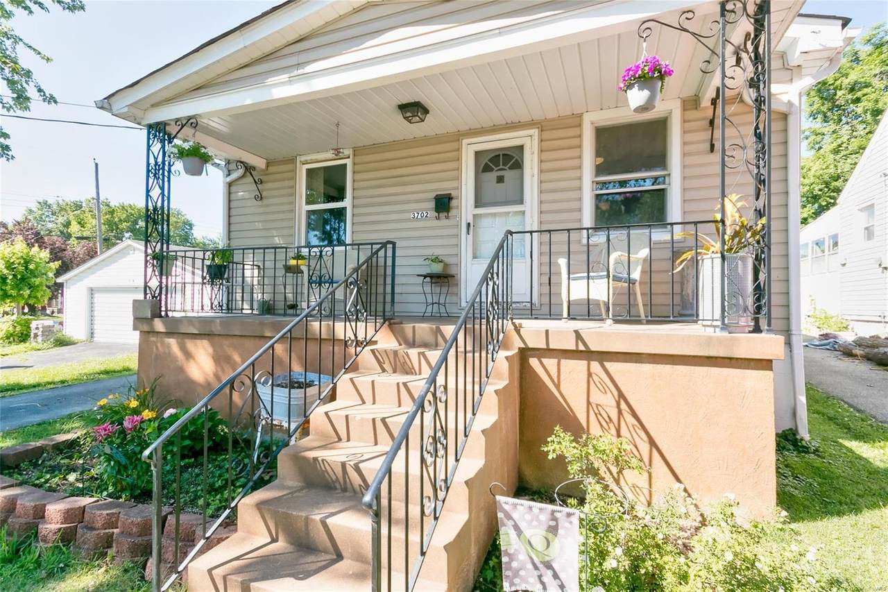 3702 Orient Avenue - Photo 1