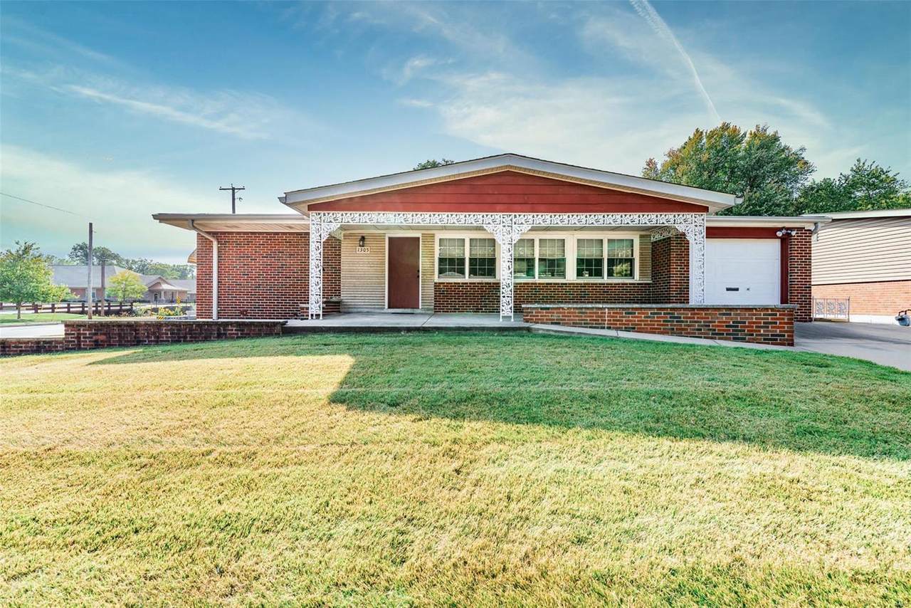1305 Arlington - Photo 1
