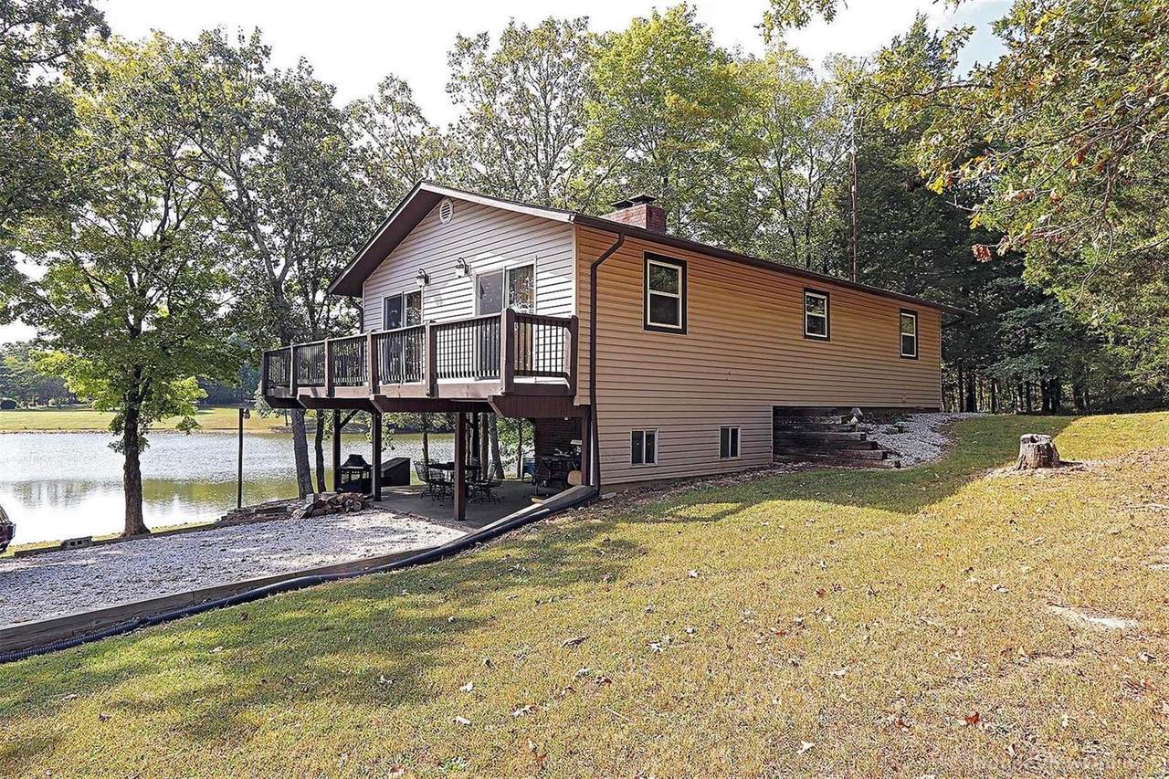 1018 Port Perry - Photo 1