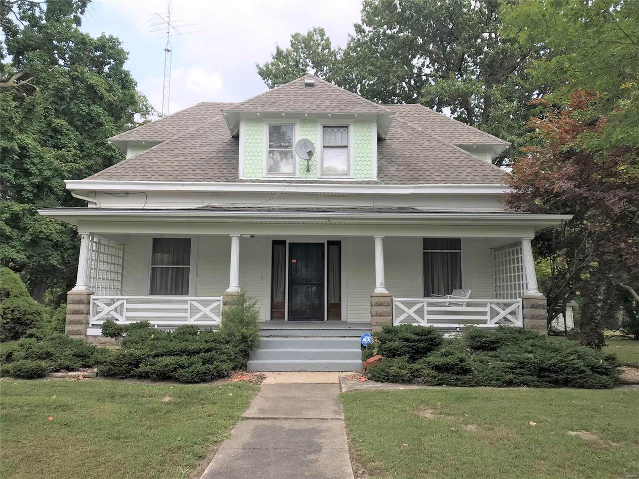 209 Grand Street - Photo 1