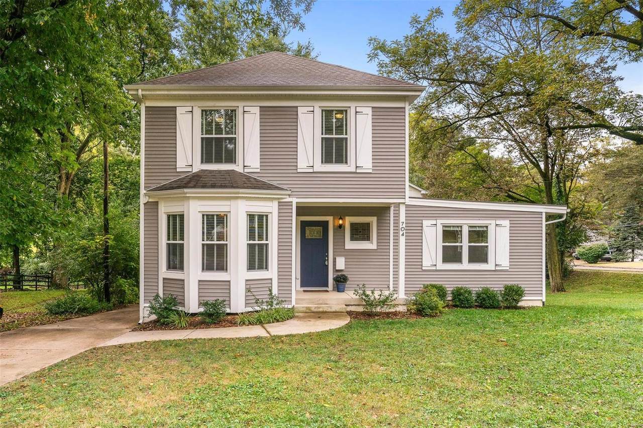 704 Yale Avenue - Photo 1
