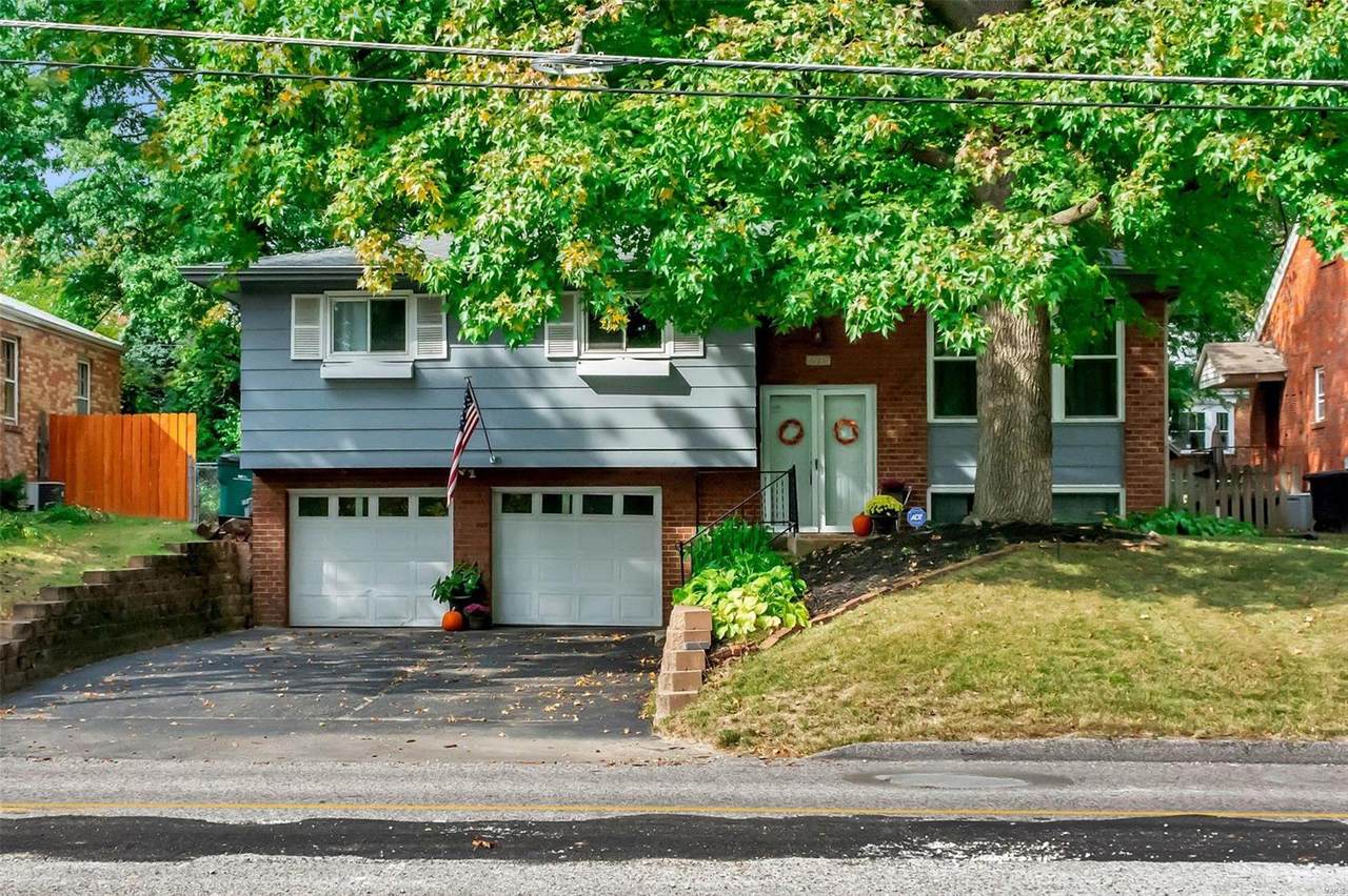 9207 Big Bend - Photo 1