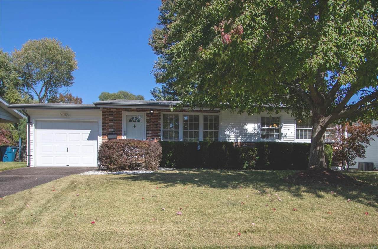 855 Hazelvalley Drive - Photo 1