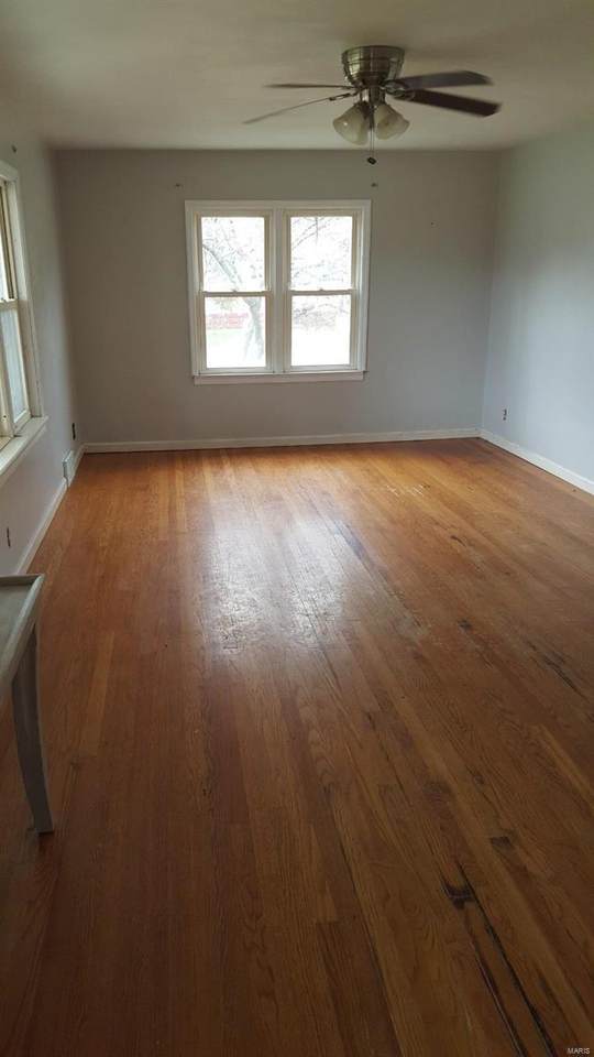 807 Halloran Avenue - Photo 1