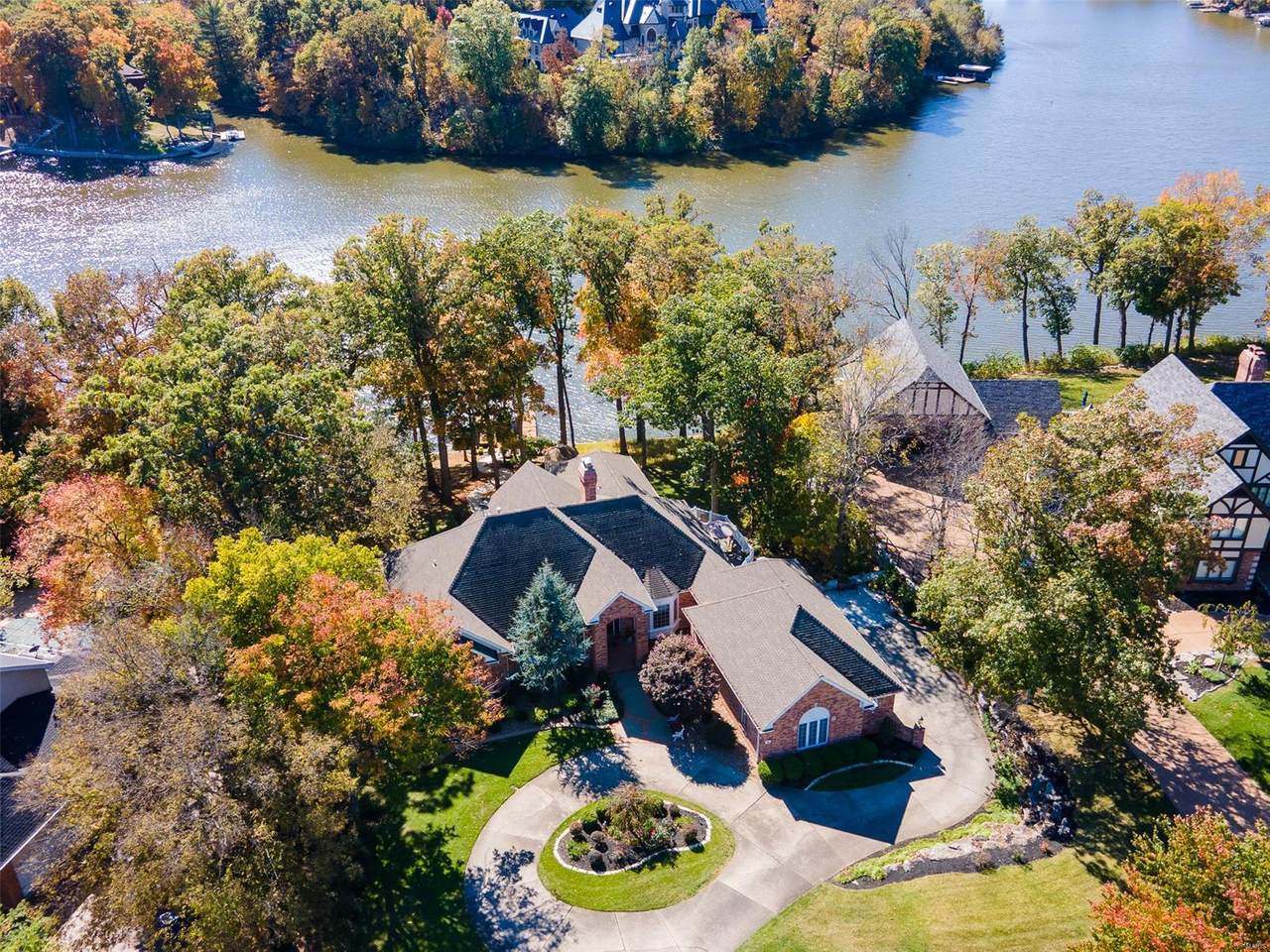 22 Holloway Drive - Photo 1