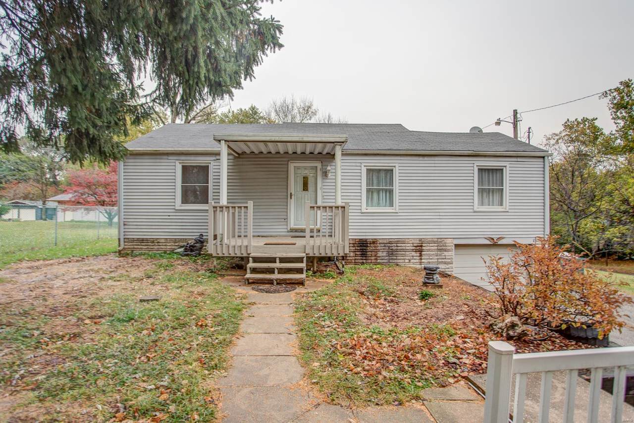 1015 Hollywood Heights Road - Photo 1