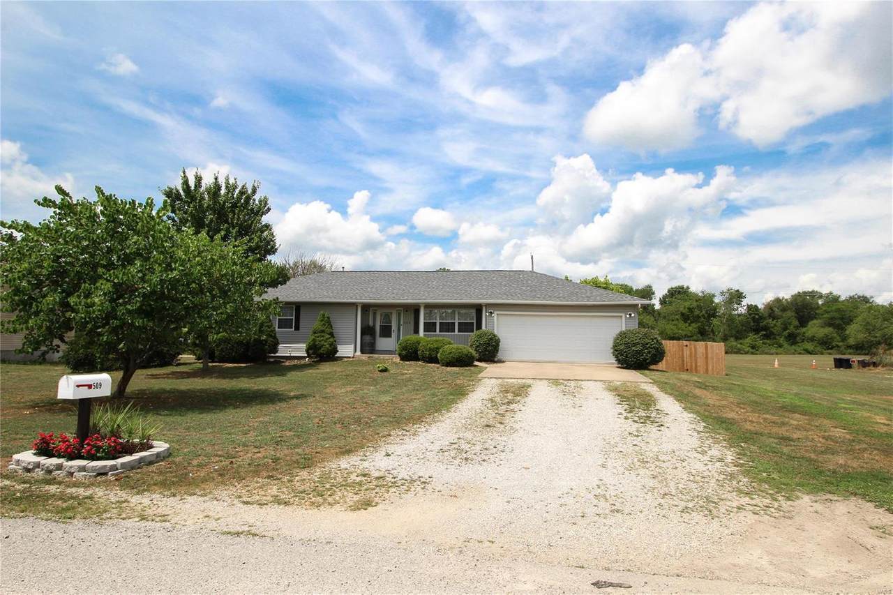 509 11TH Street - Photo 1