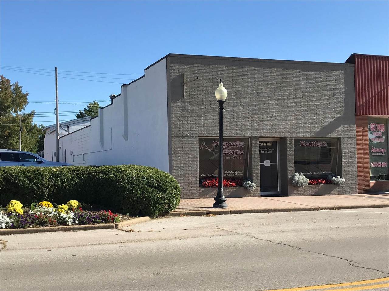 226 Main - Photo 1