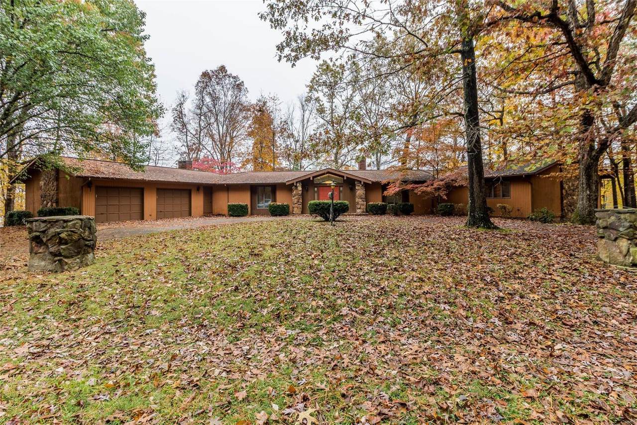 43 Lakeshore Court - Photo 1
