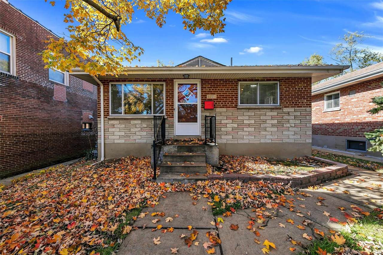 3271 Ivanhoe Avenue - Photo 1