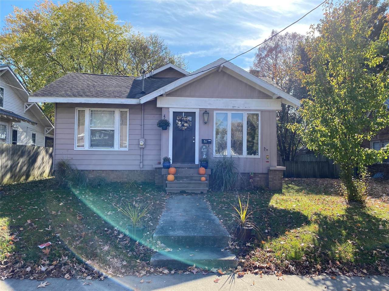 2121 Walnut Street - Photo 1