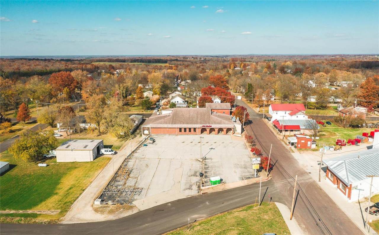 207 Main Street - Photo 1