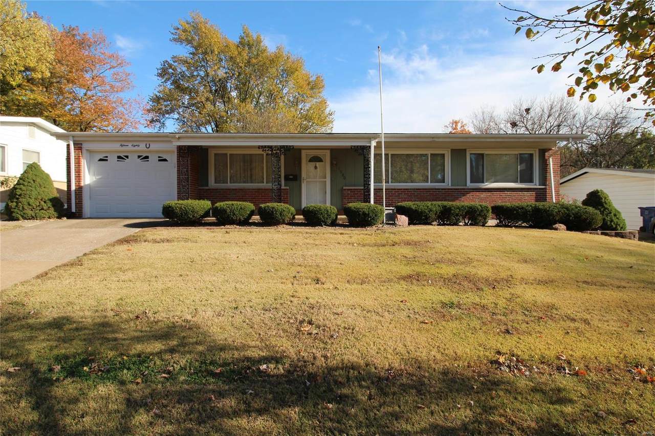 1580 Horseshoe Drive - Photo 1