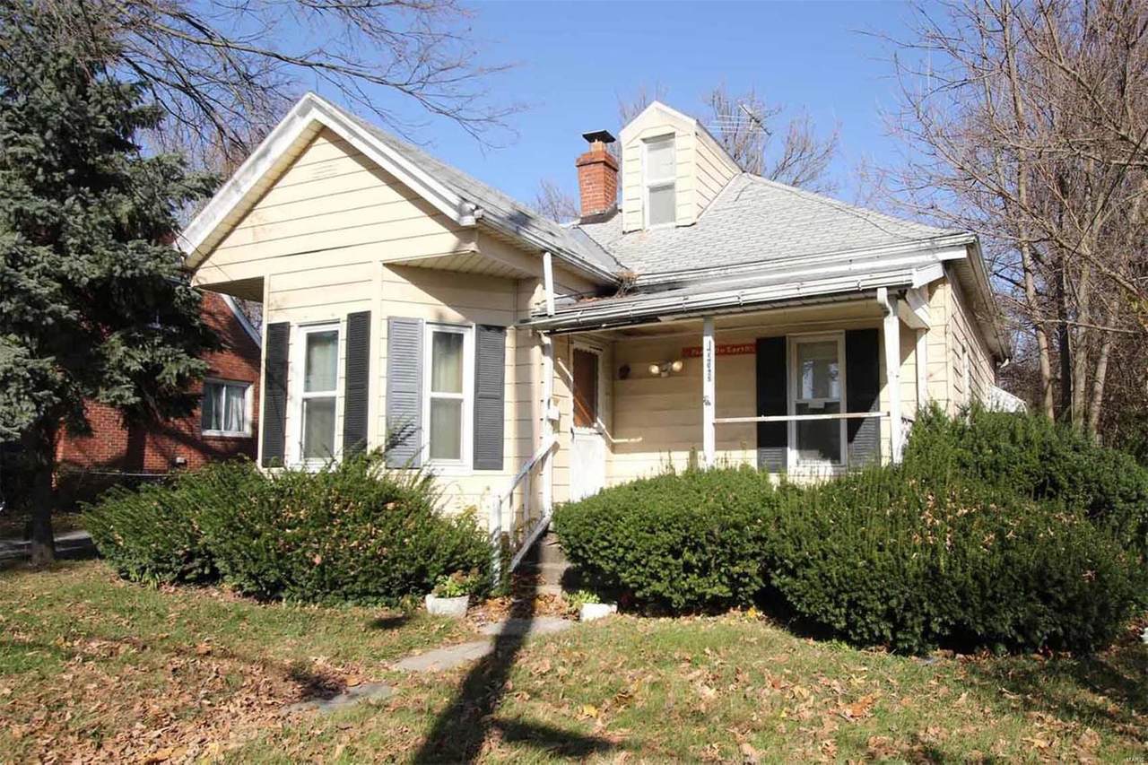 1038 Tremont Street - Photo 1