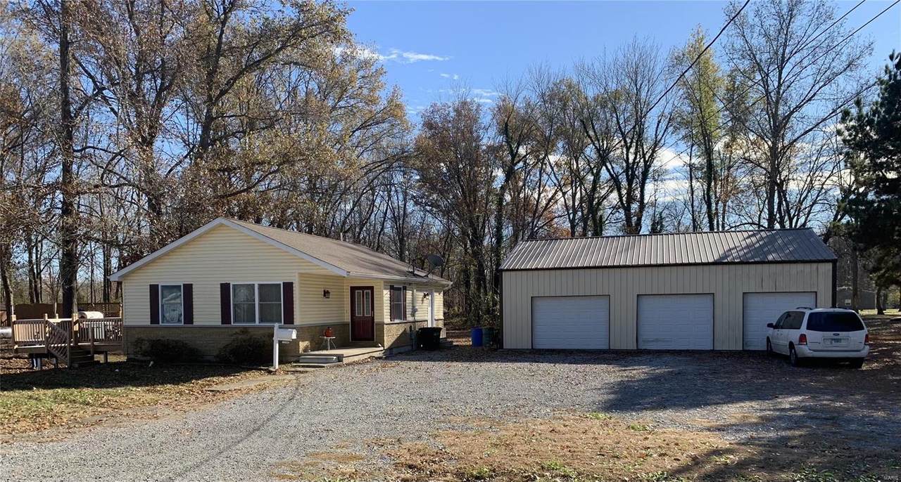 2204 Clark - Photo 1