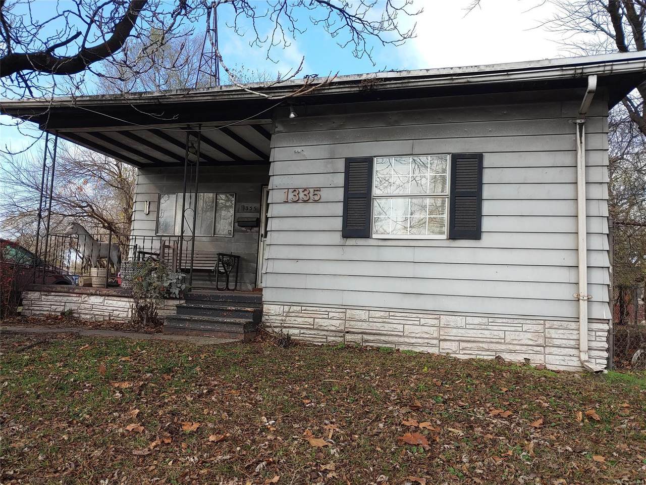 1335 Edwardsville Road - Photo 1