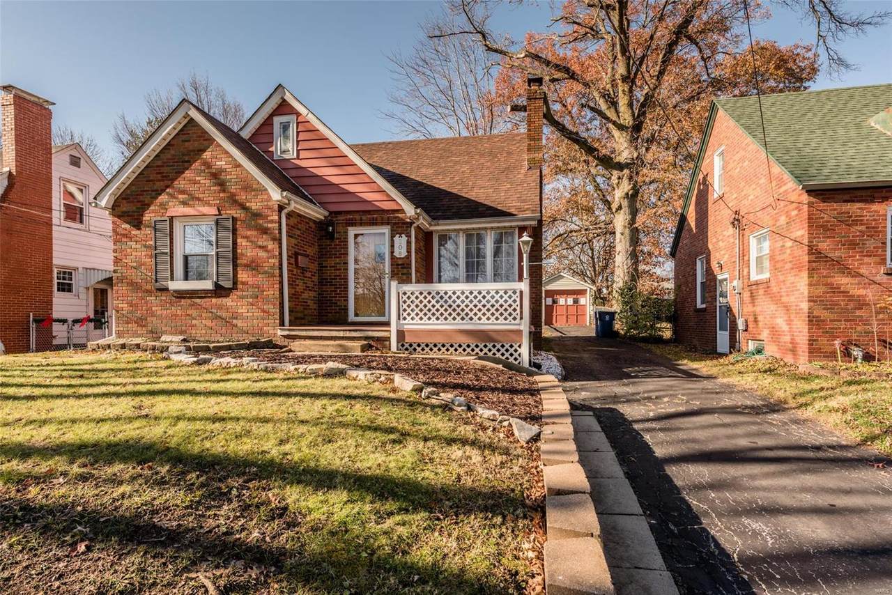 208 Carolina Avenue - Photo 1