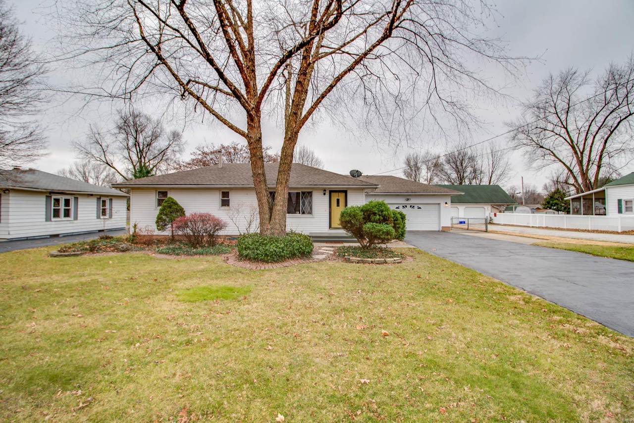 777 Birch - Photo 1