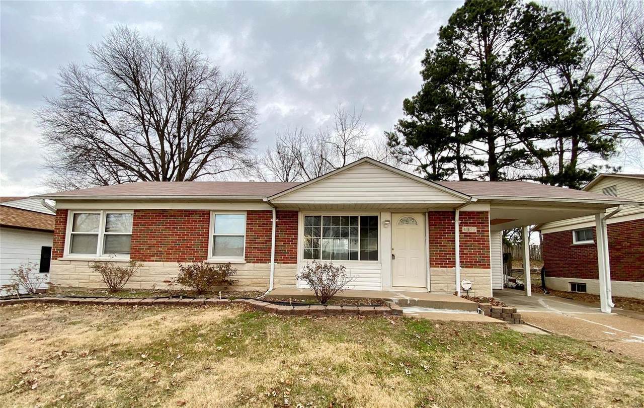 4427 Little Chief Drive - Photo 1