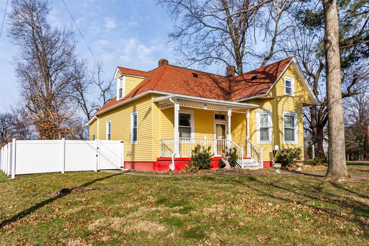 611 Buchanan Street - Photo 1
