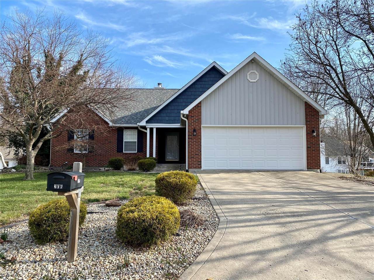 206 Glenmoor - Photo 1