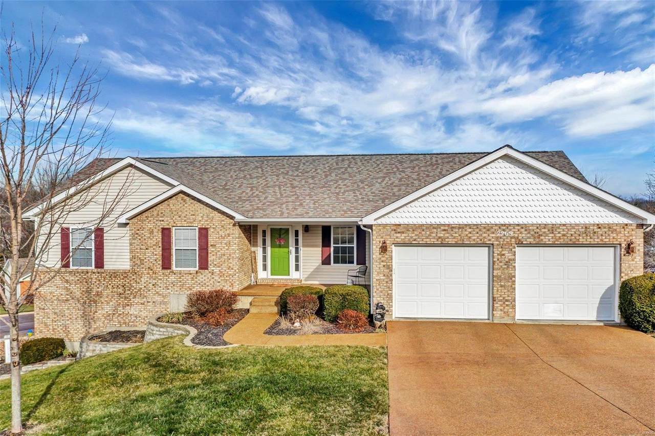 2269 Brookview Drive - Photo 1