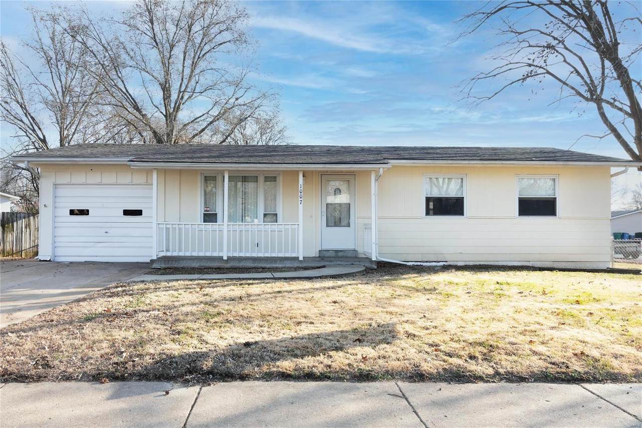 1007 Armada Court - Photo 1