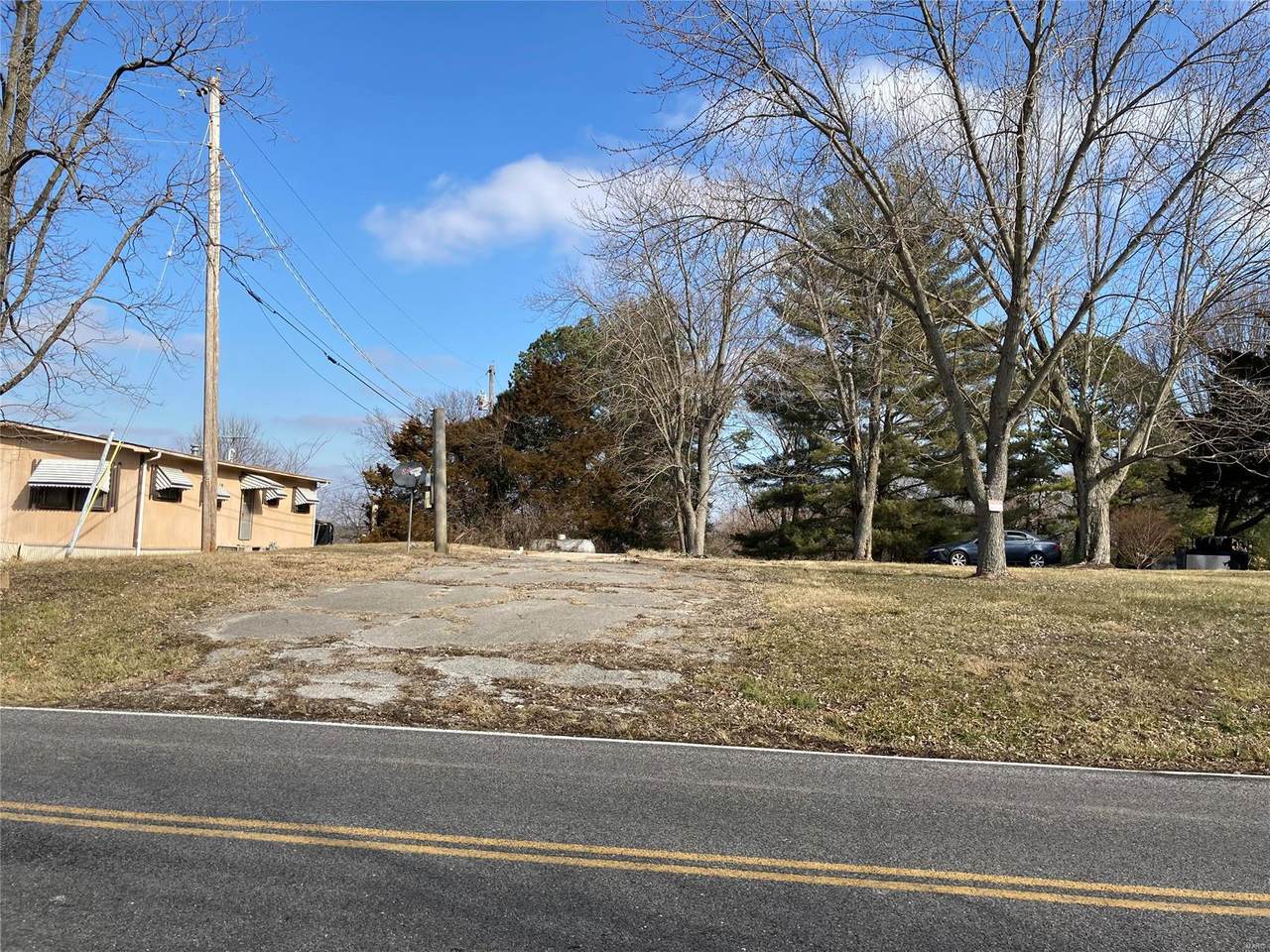 691 Berry Dr - Photo 1