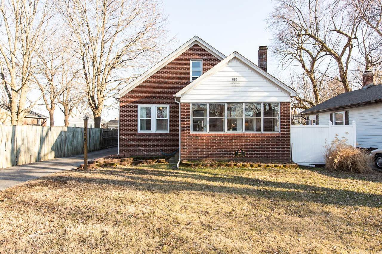 806 Park Avenue - Photo 1