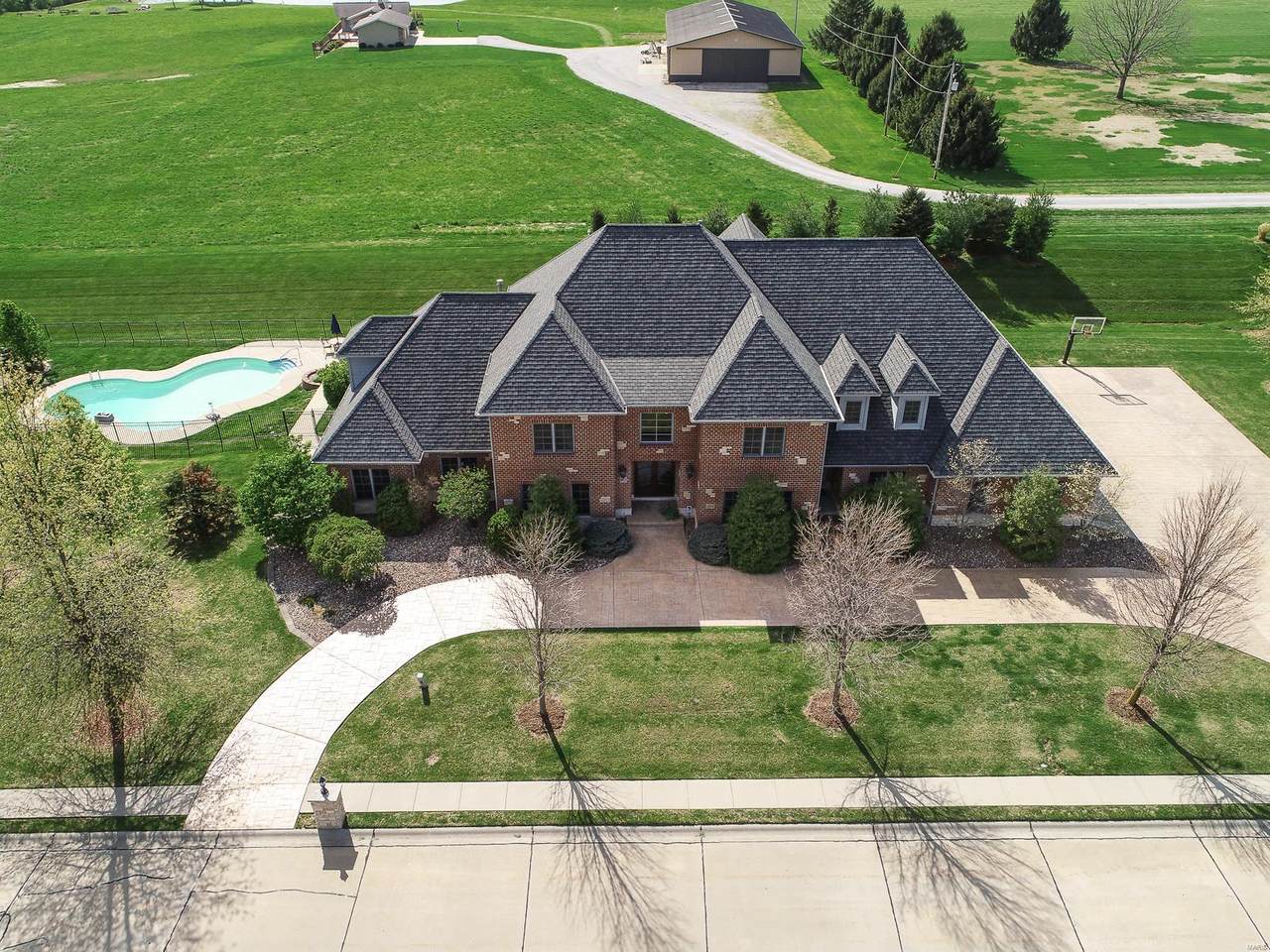 1673 Lancaster Drive - Photo 1