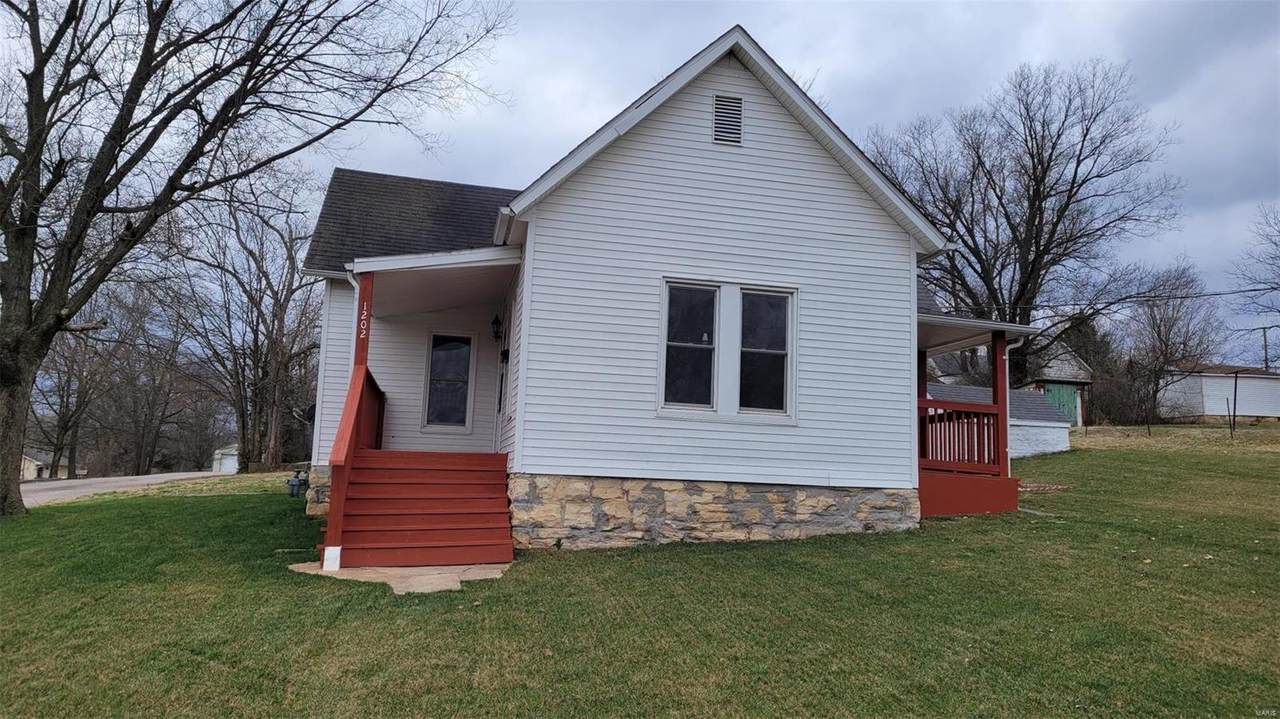 1202 2nd Street - Photo 1