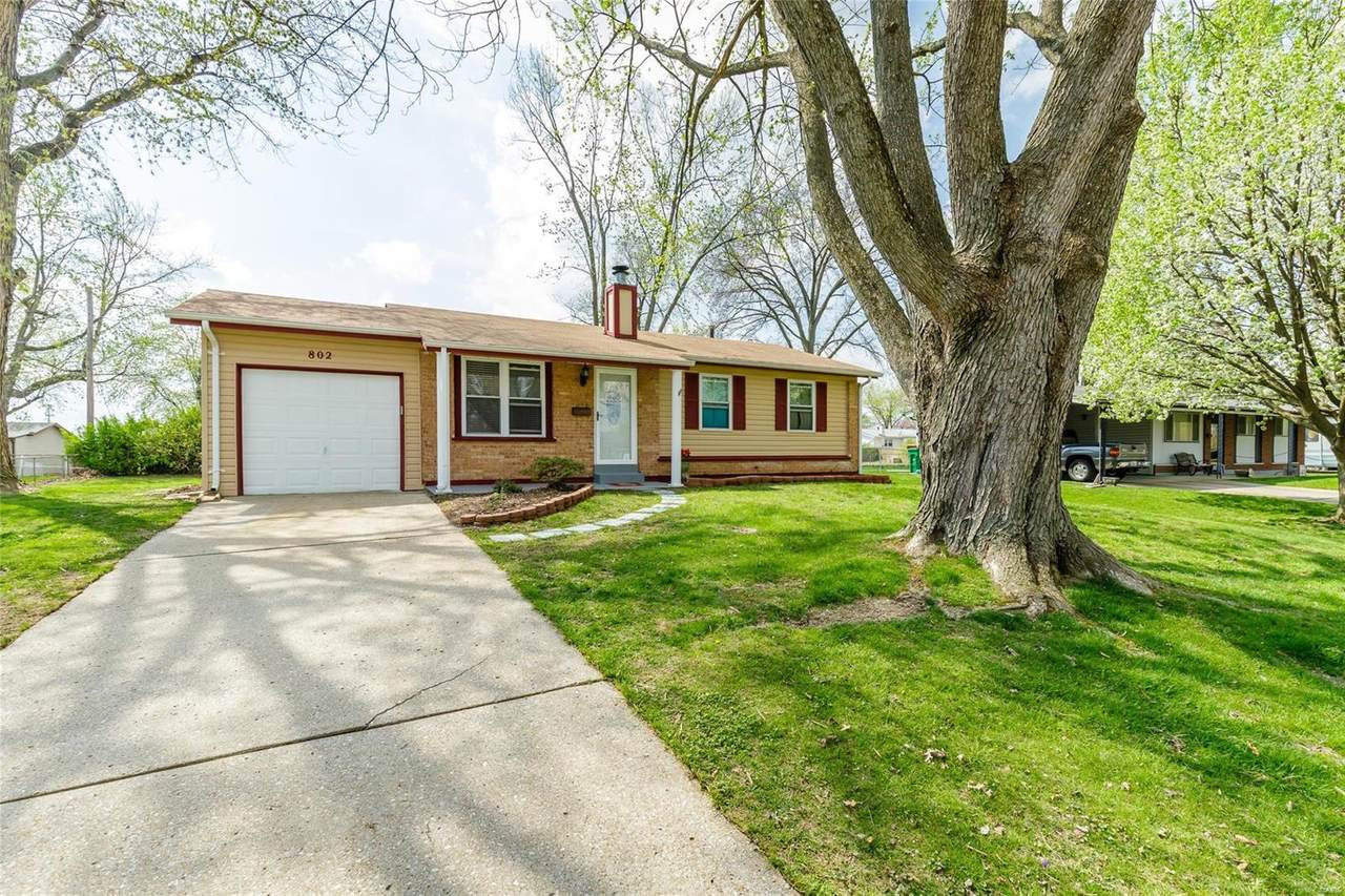 802 Primrose Court - Photo 1