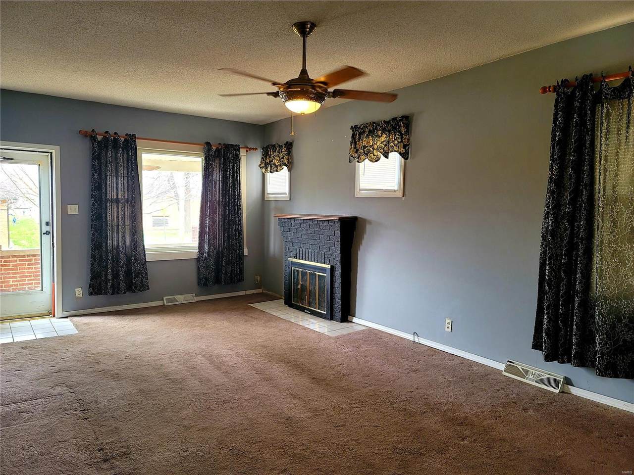 100 Third Street - Photo 1