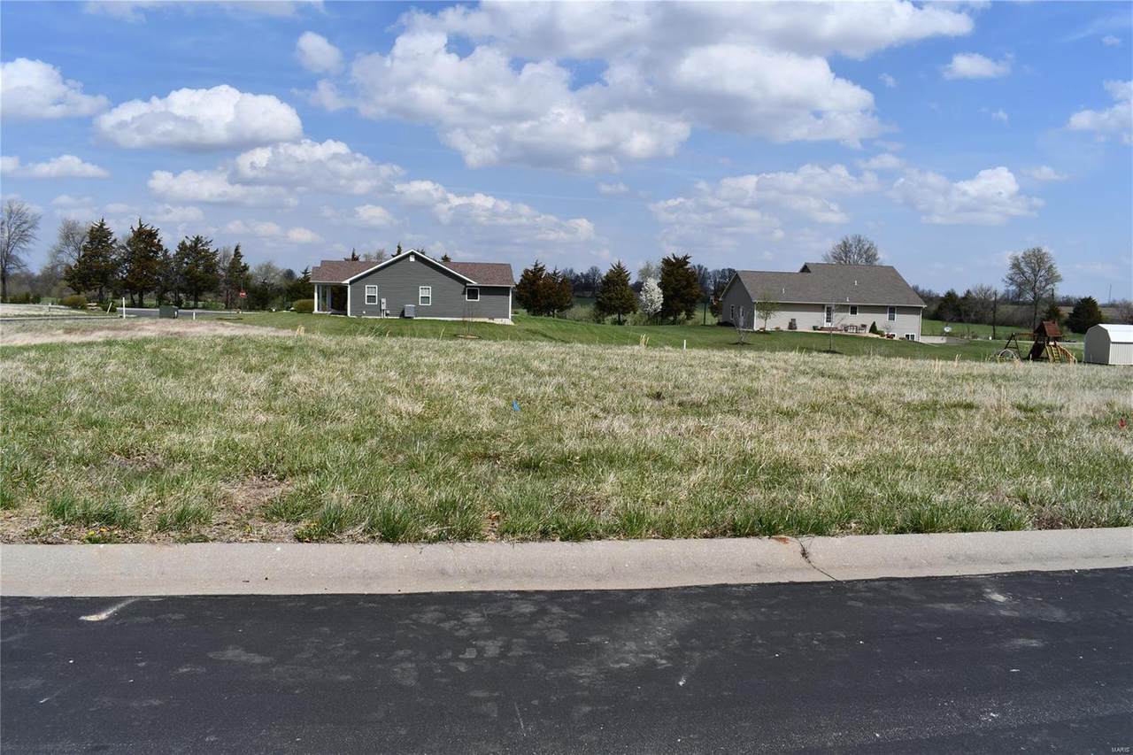 28 Golden Oak Court - Photo 1
