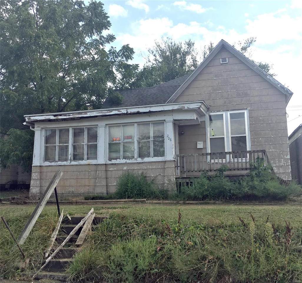 208 Missouri Street - Photo 1