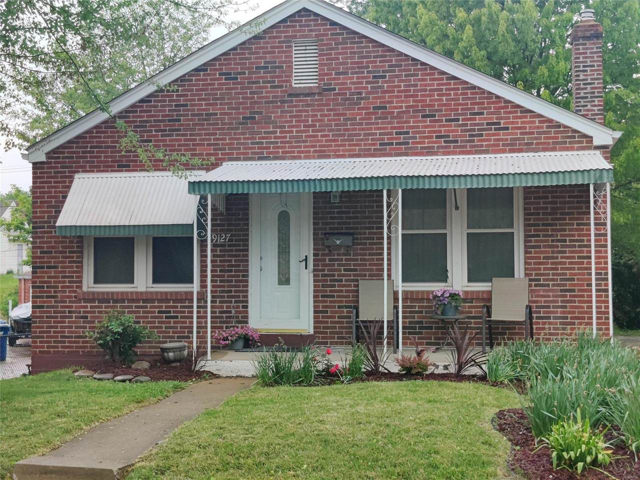 9127 Wabaday Avenue - Photo 1