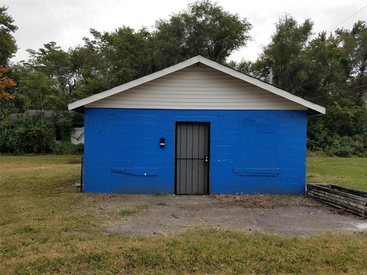 3300 Mccasland Avenue - Photo 1