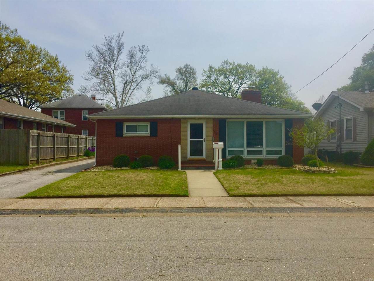 632 Edlawn - Photo 1