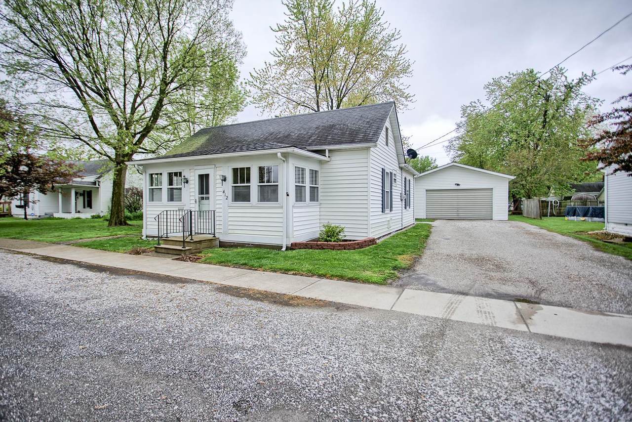 412 2nd Street - Photo 1
