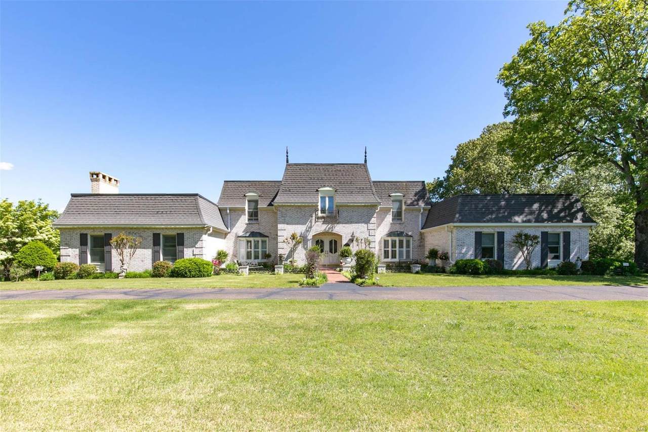 2905 Wilcox Rd. - Photo 1