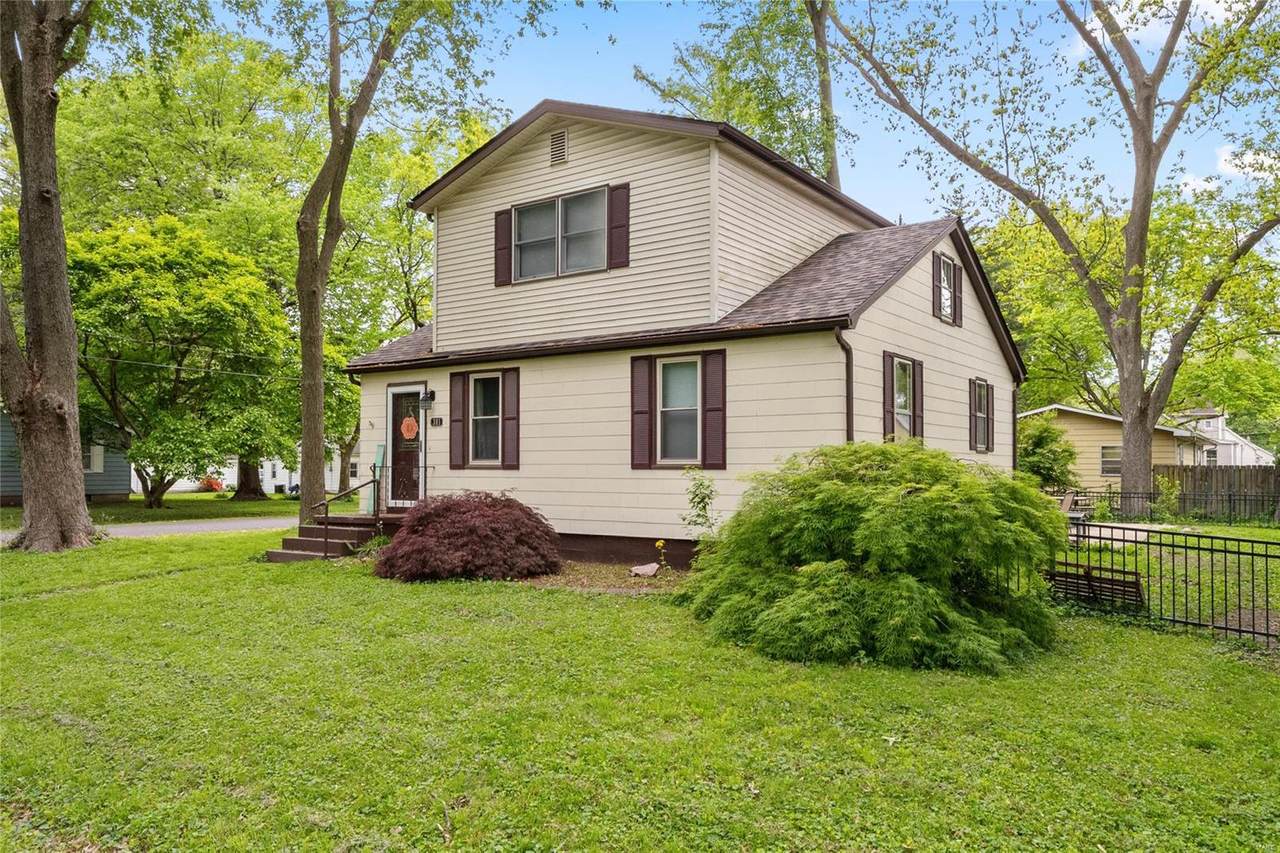 301 Bernard - Photo 1