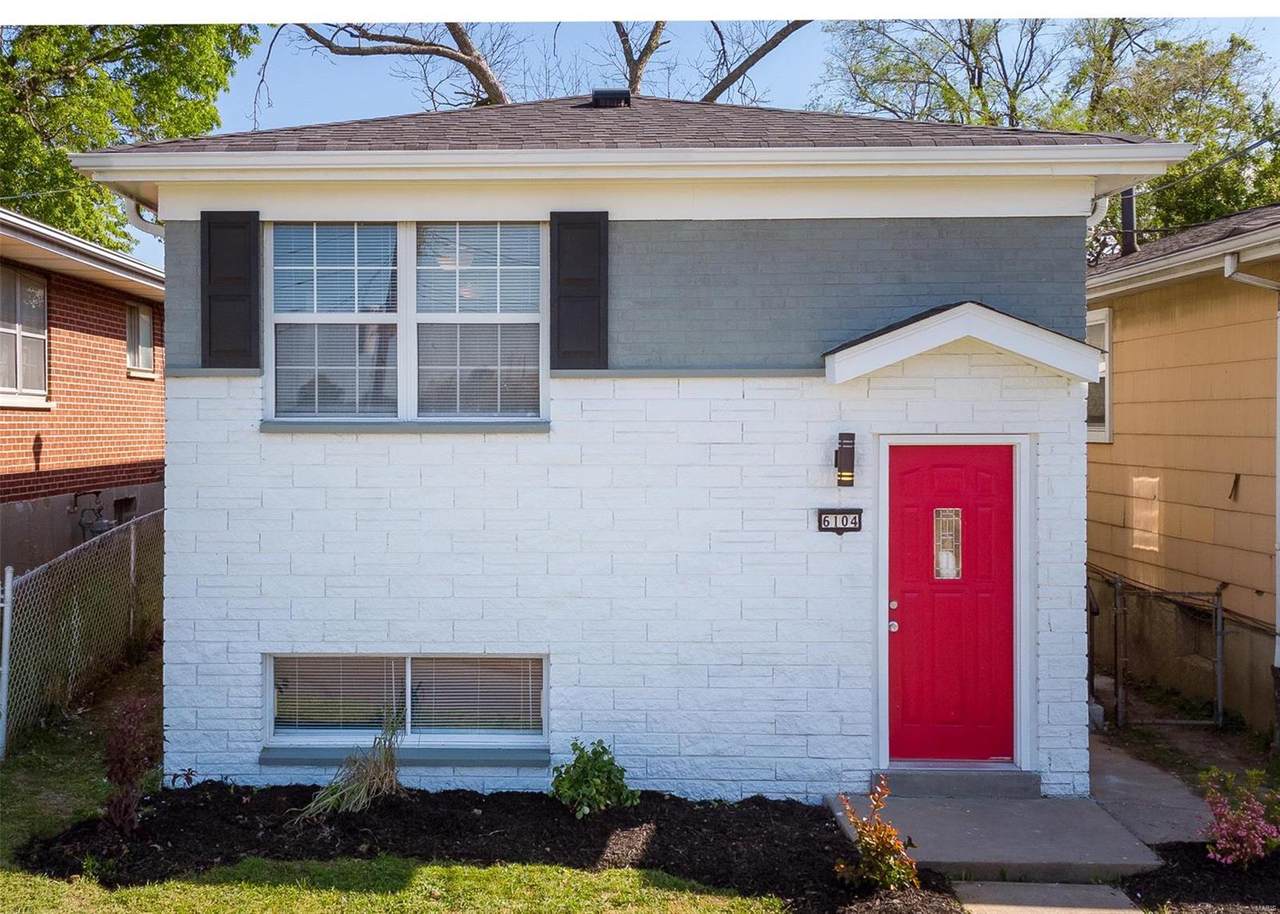 6104 Eveline Street - Photo 1