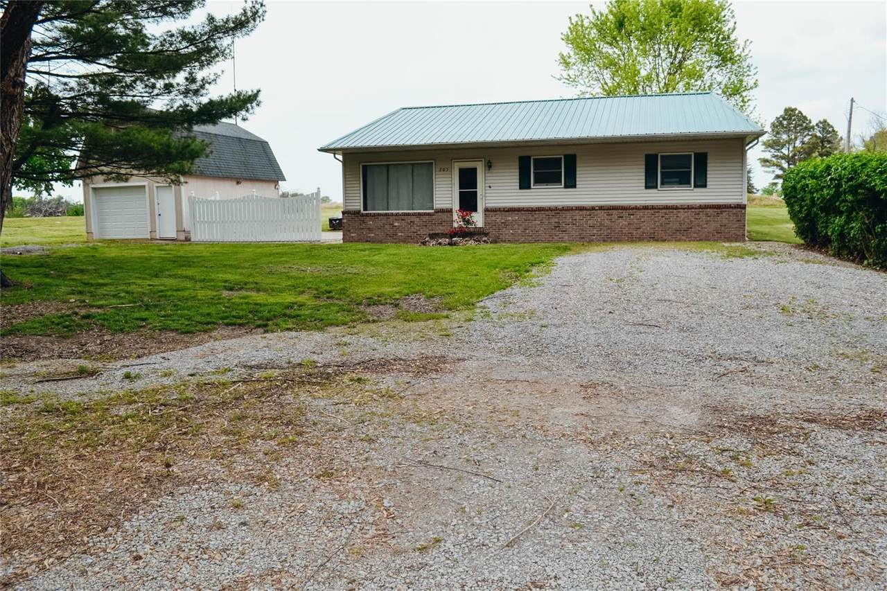 203 East Lincoln Street - Photo 1