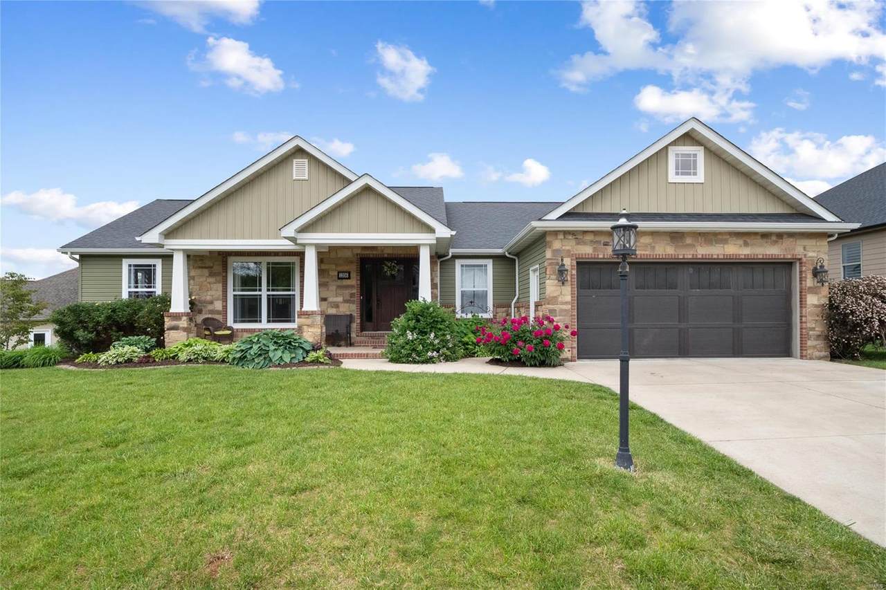 1206 Seasons Drive - Photo 1